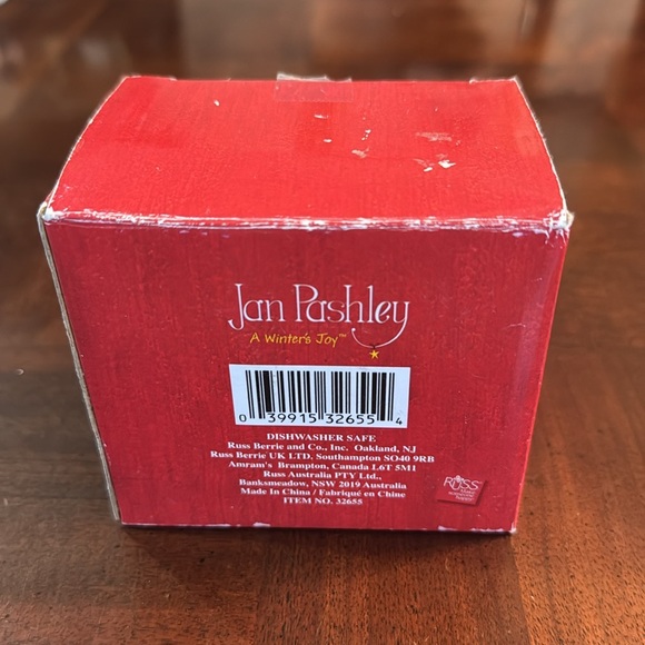 Jan Pashley “A Winter’s Joy” Christmas Salt & Pepper Set Sleigh, Santa Gift Sack - Picture 4 of 6